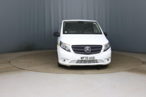 2020 Mercedes-Benz Vito 1.7 114 Cdi Progressive Fwd L2 Euro 6 (s/s) 5dr (lwb) in White — image 2