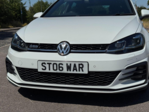 2017 Volkswagen Golf 2.0 Tdi Bluemotion Tech Gtd Euro 6 (s/s) 5dr in White — image 3