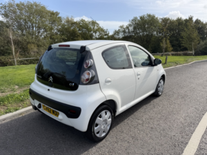 2012 Citroen C1 1.0 I Vtr in White — image 3
