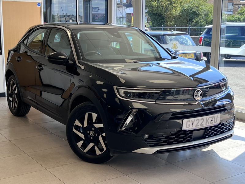 2022 Vauxhall Mokka 1.2 Turbo Elite Premium in Black — image 1