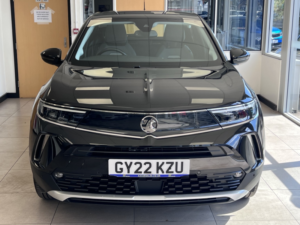 2022 Vauxhall Mokka 1.2 Turbo Elite Premium in Black — image 3