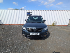2016 Skoda Yeti 2.0 Tdi Monte Carlo in Grey — image 6