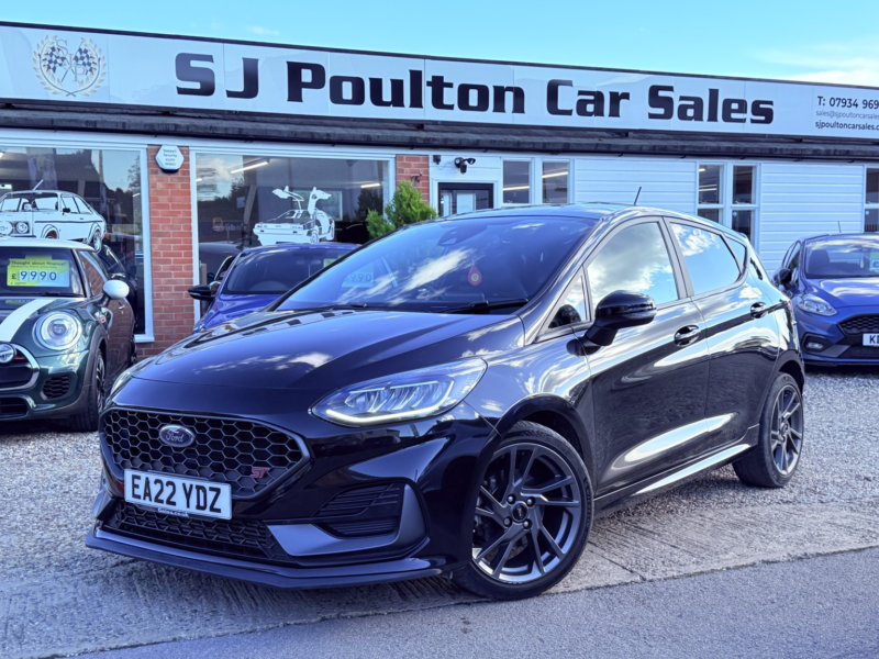 2022 Ford Fiesta 1.5 Fiesta St-2 5 Door 1.5l Ecoboost 200ps Fwd 6-Speed Manual in Black — image 1