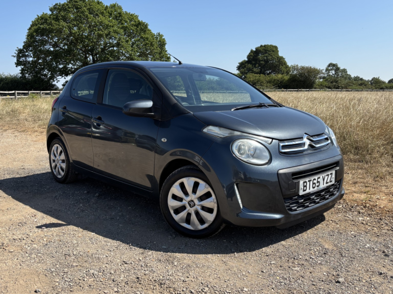 2015 Citroen C1 1.2 Puretech Feel in Grey — image 1