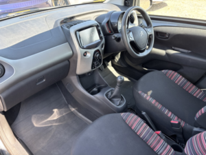 2015 Citroen C1 1.2 Puretech Feel in Grey — image 2