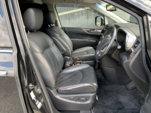 2017 Nissan Elgrand 250 Hs Abercrombie + Fitch Edition in White — image 5