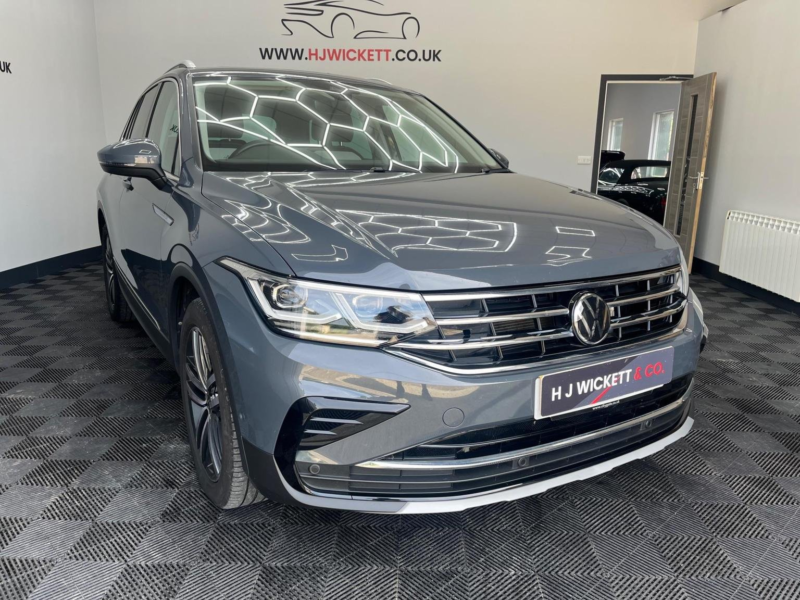 2023 Volkswagen Tiguan 1.5 Tsi Elegance DSG Euro 6 (s/s) 5dr in Grey — image 1