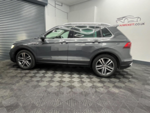 2023 Volkswagen Tiguan 1.5 Tsi Elegance DSG Euro 6 (s/s) 5dr in Grey — image 3