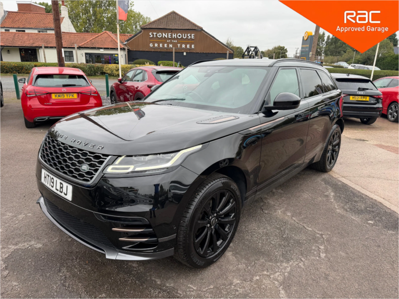 2019 Land Rover Range Rover Velar 2.0 P250 R-Dynamic Se SUV 5dr Petrol Auto 4WD Euro 6 (s/s) (250 Ps) in Black — image 1