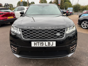 2019 Land Rover Range Rover Velar 2.0 P250 R-Dynamic Se SUV 5dr Petrol Auto 4WD Euro 6 (s/s) (250 Ps) in Black — image 2