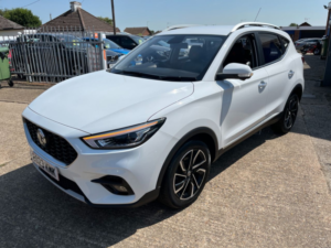 2023 MG MG Zs 1.0 T-Gdi Exclusive SUV 5dr Petrol Auto Euro 6 (111 Ps) in White — image 3