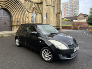 2013 Suzuki Swift 1.2 Sz4 in Black — image 2
