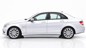 2009 Mercedes-Benz C Class 1.6 C180k Blueefficiency Elegance Auto Euro 4 4dr in Silver — image 6