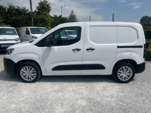 2021 Peugeot Partner 1.5 Bluehdi 1000 Professional in White — image 5