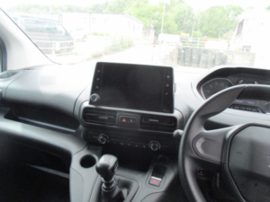 2023 Peugeot Partner 1.5 Partner Long 950 Professional Premium+ Bhdi 100 S&s Manual in White — image 5