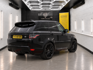 2019 Land Rover Range Rover Sport 3.0 Sd V6 Autobiography Dynamic in Black — image 4