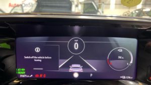 2023 Vauxhall Mokka Electric 50kwh Ultimate Auto 5dr in Green — image 5