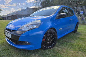 2012 Renault Clio 2.0 Renaultsport in Blue — image 6