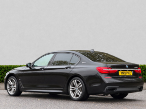 2019 BMW 7 Series 2.0 740le 9.2kwh M Sport Saloon 4dr Petrol Plug-In Hybrid Auto Xdrive Euro 6 (s/s) (326 Ps) in Black — image 5