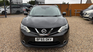 2015 Nissan Qashqai 1.6 Dci N-Tec+ 2WD Euro 6 (s/s) 5dr in Black — image 2