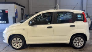 2012 Fiat Panda 1.2 Panda 1.2 Pop White 5dr Low Tax+2keys in White — image 2