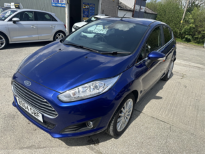 2014 Ford Fiesta 1.0 T Ecoboost Titanium in Blue — image 4