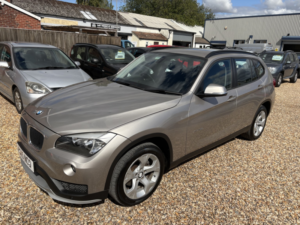 2015 BMW X1 2.0 X1 Xdrive18d Se in Silver — image 4