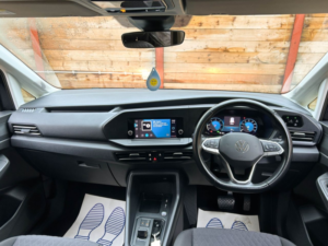 2024 Volkswagen Caddy Maxi 4 SEAT Auto Wheelchair Accessible Disabled Access Vehicle Wav in Black — image 2