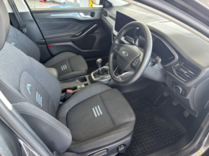 2022 Ford Focus Active, 1.0l Ecoboost 125ps in Grey — image 5
