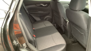 2015 Nissan Qashqai 1.2 Dig-T N-Tec+ Black 5dr 1 Owner+panroof+satnav in Black — image 6