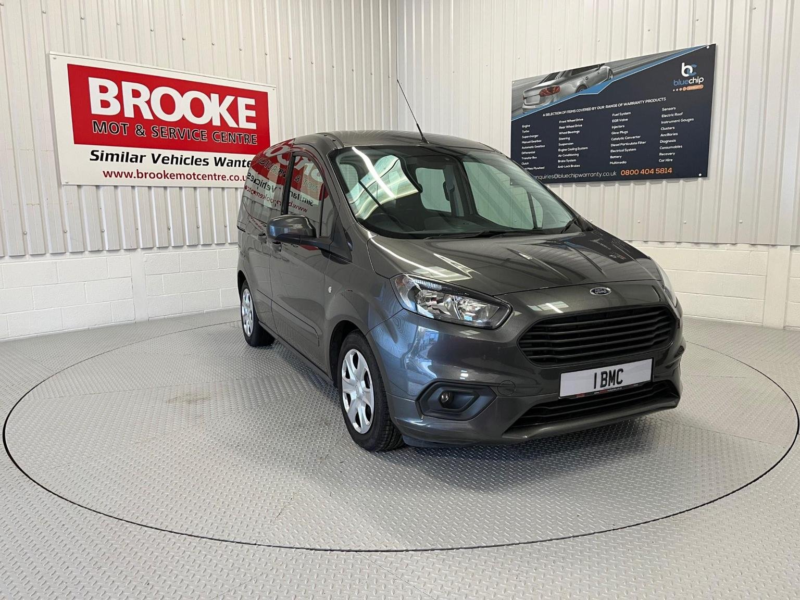 2019 Ford Tourneo Courier 1.0 Ecoboost Zetec Euro 6 5dr in Grey — image 1