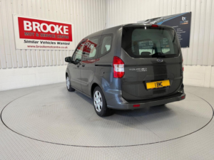 2019 Ford Tourneo Courier 1.0 Ecoboost Zetec Euro 6 5dr in Grey — image 6