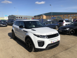 2017 Land Rover Range Rover Evoque 2.0 Td4 Hse Dynamic in White — image 2