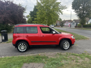 2014 Skoda Yeti 1.2 Tsi Se in Red — image 3