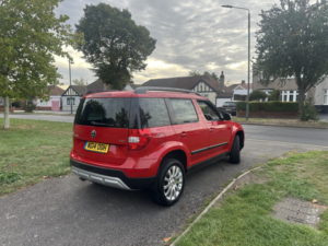 2014 Skoda Yeti 1.2 Tsi Se in Red — image 4
