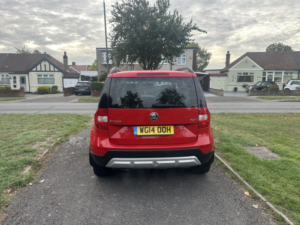 2014 Skoda Yeti 1.2 Tsi Se in Red — image 5