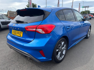 2020 Ford Focus 1.0t Ecoboost St-Line Hatchback 5dr Petrol Manual Euro 6 (s/s) (125 Ps) in Blue — image 4