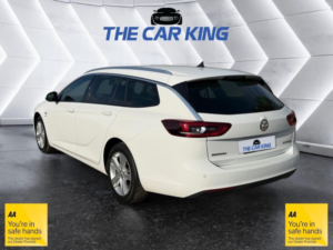 2018 Vauxhall Insignia 1.6 Turbo D Ecotec Blueinjection Elite Nav Sports Tourer Euro 6 (s/s) 5dr in White — image 4