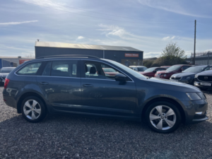 2018 Skoda Octavia 1.6 Tdi Se Technology in Grey — image 5