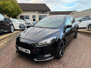 2017 Ford Focus 2.0t Ecoboost St-2 Euro 6 (s/s) 5dr in Black — image 4