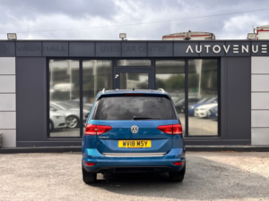 2018 Volkswagen Touran 2.0 Tdi Sel MPV 5dr Diesel Manual Euro 6 (s/s) (150 Ps) in Blue — image 5