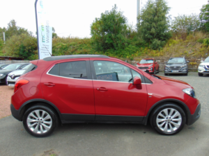 2015 Vauxhall Mokka 1.4 I Turbo Se * Mot August 2027 * Only 51807 Miles * 11 Service Stamps * Part Exchanges Welcome in Red — image 2