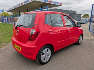 2012 Hyundai I10 1.2 Active in Red — image 4
