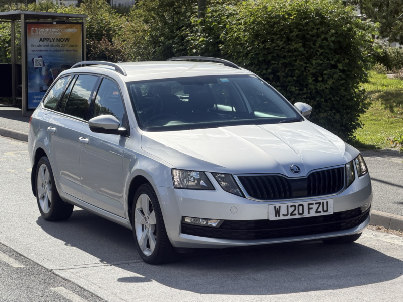 2020 Skoda Octavia 1.5 Tsi Act Se Drive in Silver — image 1