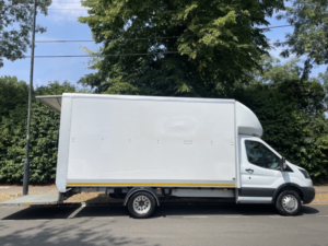 2018 Ford Transit 2.0 350 Ecoblue Xxlwb Luton in White — image 5