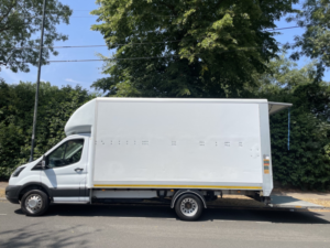 2018 Ford Transit 2.0 350 Ecoblue Xxlwb Luton in White — image 6