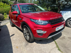 2016 Land Rover Discovery Sport 2.0 Td4 Hse Luxury in Red — image 6
