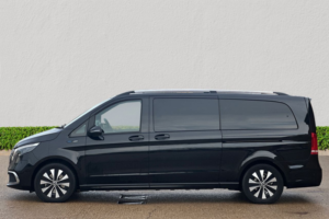2022 Mercedes-Benz Eqv Eqv 300e 90kwh Sport MPV 5dr Electric Auto (204 Ps) in Black — image 4