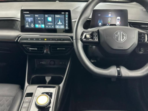 2026 MG 3 Trophy in Black — image 4
