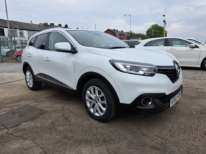 2016 Renault Kadjar 1.5 Dynamique Nav Dci 110 in White — image 2
